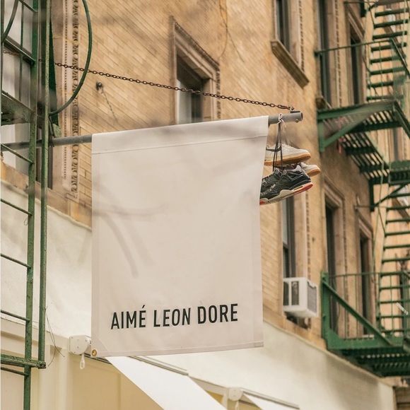 AIMΓ LEON DORE | PAPER SHOPPING BAG MEDIUM SIZE FLAGSHIP NYC STREETWEAR ALD - Picture 9 of 10